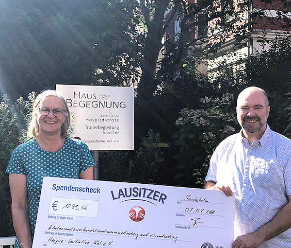 Lausitzer Natürliches Mineralwasser Spendenaktion Lausitzer Natürliches Mineralwasser Spendenaktion