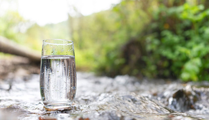 Natürlichem Heilwasser dürfen keine Stoffe hinzugesetzt oder entzogen werden.