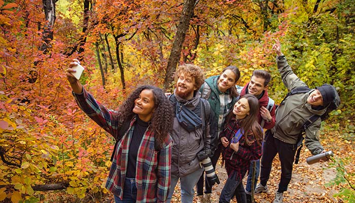 Herbstrezepte für unterwegs - 3 Stürze dich in den Herbst! Unsere Getränkewelt ist im Rucksack gerne mit dabei!
