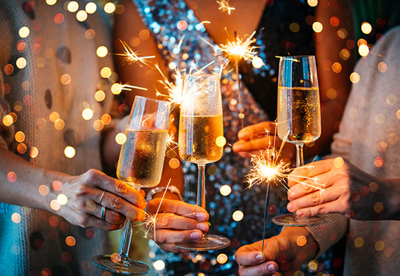 Feiern mit Geldermann Sekt (2) Ob Weihnachten, Silvester oder Geburtstage – mit Geldermann Premiumsekt lässt sich immer anstoßen.
