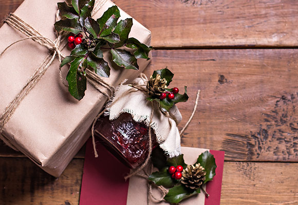Hübsch verpackt taugt unsere Glühwein-Marmelade als tolles Geschenk
