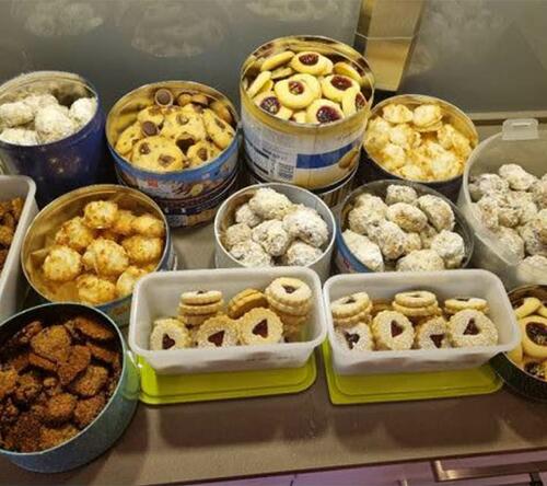 Wenn Hoffis Weihnachtswichtel loslegen, dann kommt ein ganzes Keksbuffet dabei heraus.