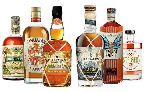 Flaschenabbildungen der Rum-Sorten DON PAPA Baroko, CIHUATÁN CINABRIO, PLANTATION Grande Réserve und Sealander, RON PIET sowie STEIGER