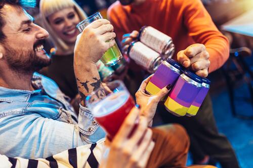 Genießen mit Getränken in Dosen – jetzt online bestellen