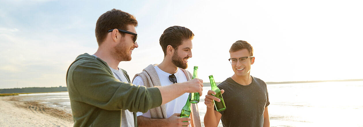 Ob am Strand, im heimischen Garten oder im Park – Heineken Pure Malt passt immer!